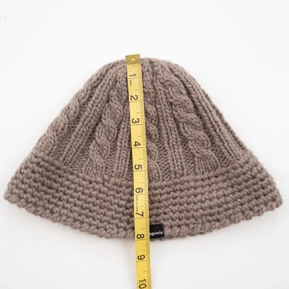 PATAGONIA unisex grey Cable Knit Beanie Wool winter bucket hat
